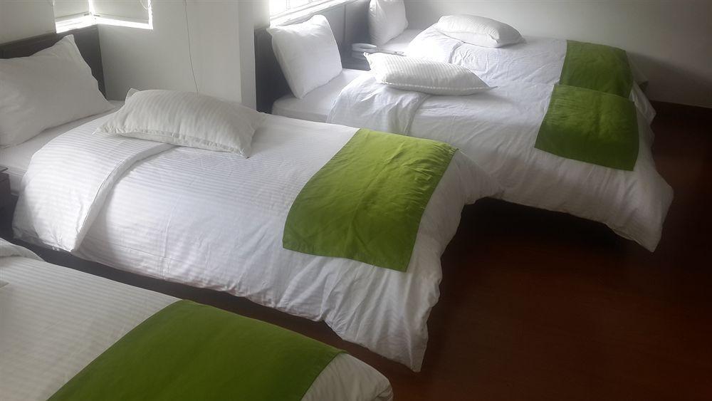 Aparta Hotel Bc Богота Екстериор снимка