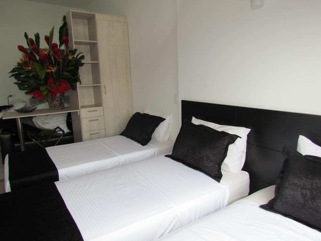 Aparta Hotel Bc Богота Екстериор снимка